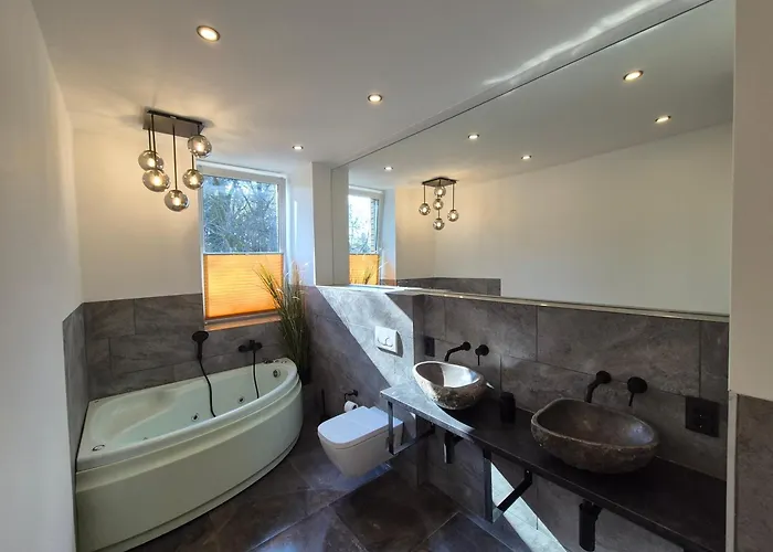 منزل للإقامة Monteurzimmer 3 Am Mit Garten زيوثين